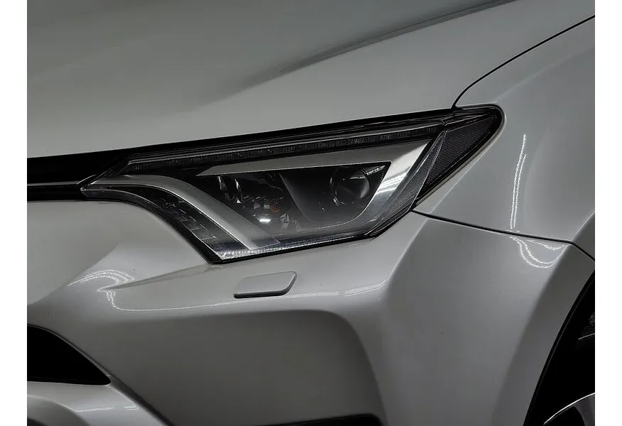 Toyota RAV4 2.2 TD AT (150 л.с.) Белый в АВИЛОН. Слайд №10