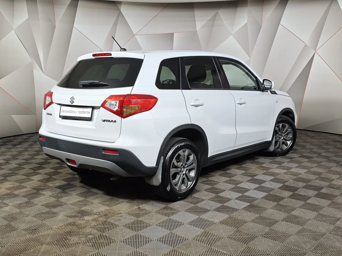 Suzuki Vitara 1.6 AT (117 л.с.) Белый в АВИЛОН. Слайд №2