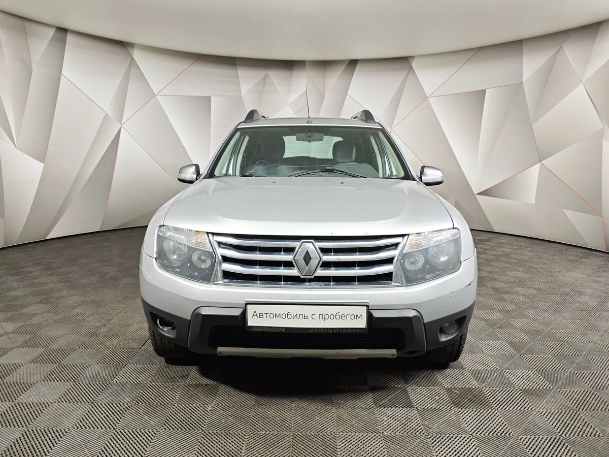 Renault Duster 2.0 MT 4x4 (143 л.с.) Серый в АВИЛОН. Слайд №7