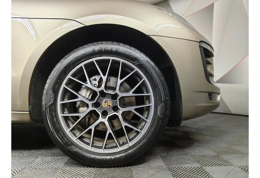 Porsche Macan S 3.0 PDK AWD (340 л.с.) Коричневый в АВИЛОН. Слайд №9