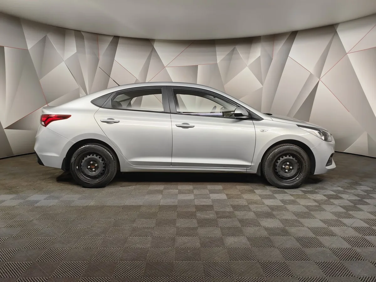 Hyundai Solaris 1.6 AT (123 л.с.) Active Plus Серебристый в АВИЛОН. Слайд №6