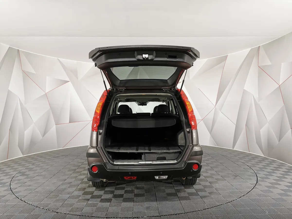 Nissan X-Trail 2.5 CVT AWD (169 л.с.) LE Фиолетовый в АВИЛОН. Слайд №11