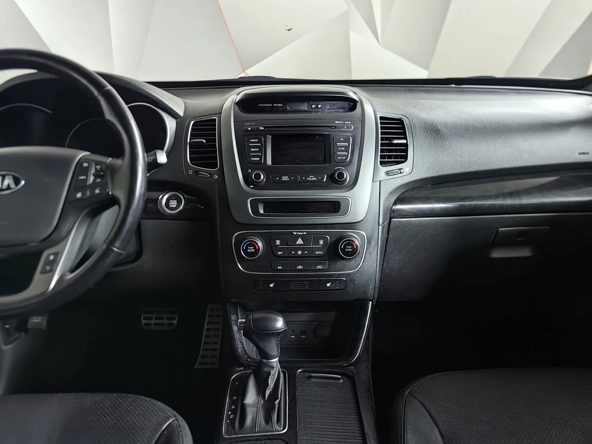 Kia Sorento 2.4 AT 4WD (175 л.с.) Comfort Синий в АВИЛОН. Слайд №15