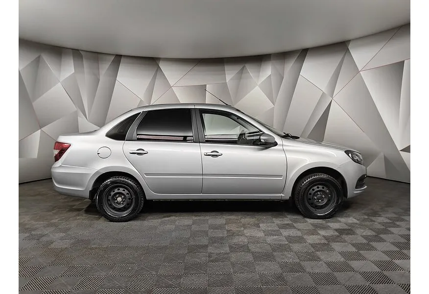 ВАЗ (Lada) Granta 1.6 MT 8кл (87 л.с.) Серый в АВИЛОН. Слайд №6 ВАЗ (Lada) Granta 1.6 MT 8кл (87 л.с.) Серый в АВИЛОН. Слайд №6