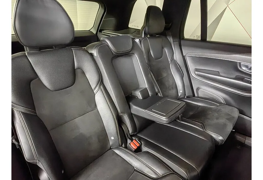 Volvo XC90 2.0 T5 Drive-E AT AWD (249 л.с.) R-Design Белый в АВИЛОН. Слайд №17