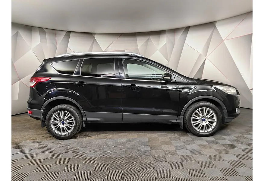АВИЛОН - Ford Kuga 2.5 AT (150 л.с.) Titanium Черный - slide 3