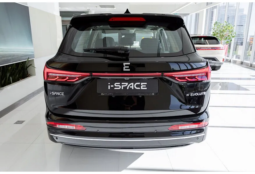 EVOLUTE i-SPACE 1.5 CVT (218 л.с.) (7 мест) Черный в АВИЛОН. Слайд №15