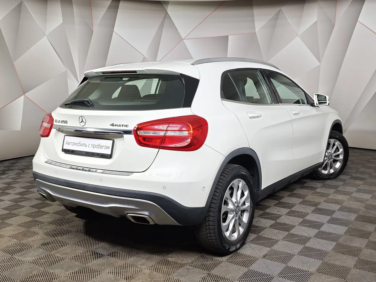 Mercedes-Benz GLA 250 7G-DCT 4MATIC (211 л.с.) Особая серия Белый в АВИЛОН. Слайд №2