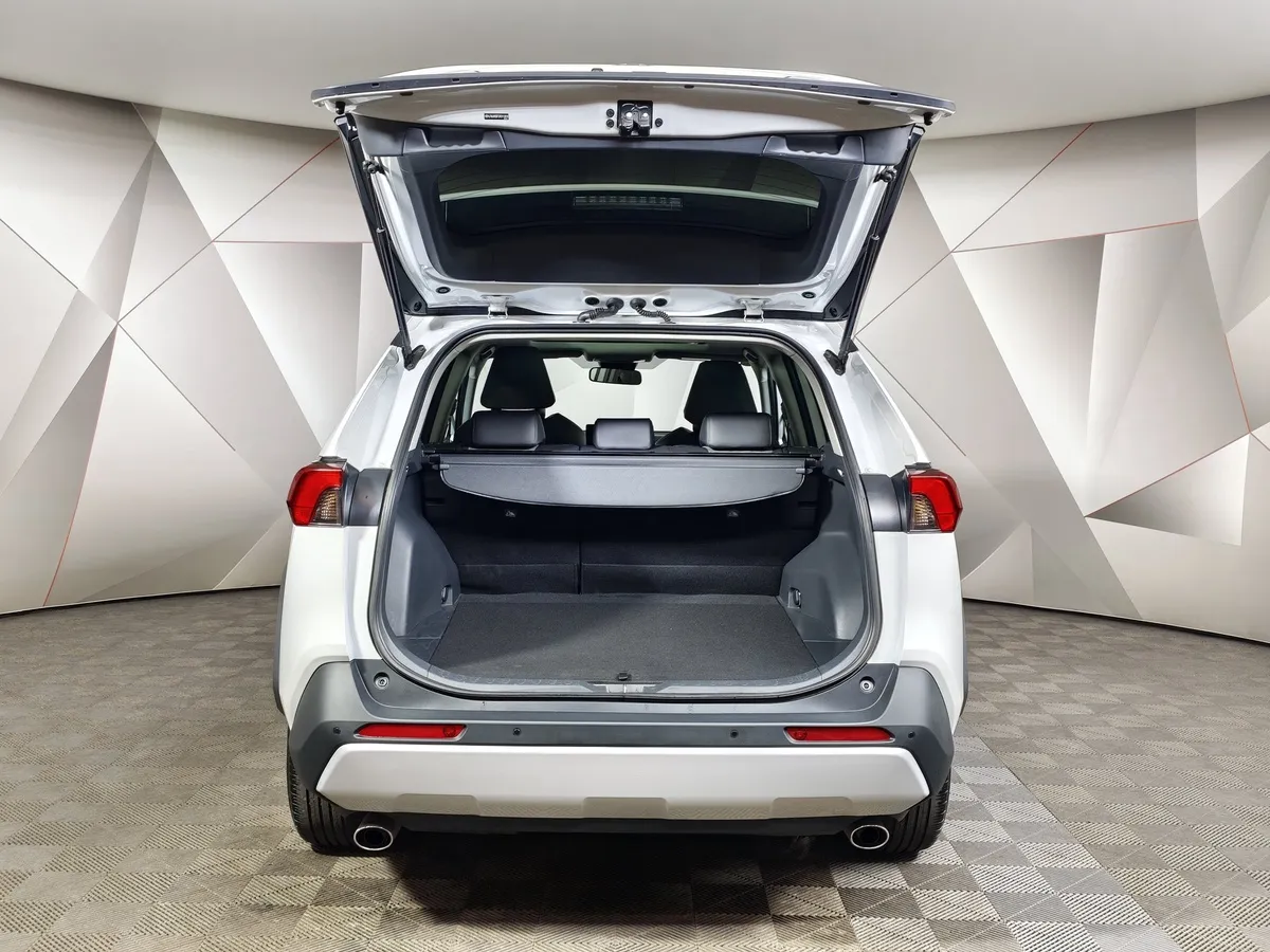 Toyota RAV4 2.0i CVT AWD (171 л.с.) Fashion Plus Белый в АВИЛОН. Слайд №12