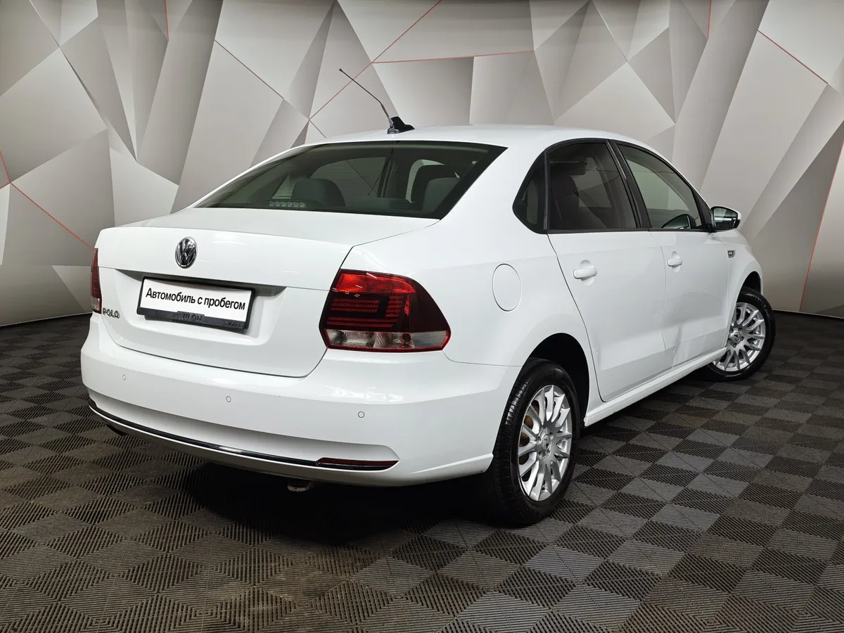 Volkswagen Polo 1.6 Tiptronic (105 л.с.) Comfortline Белый в АВИЛОН. Слайд №2