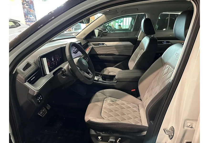 АВИЛОН - Volkswagen Tavendor 2.0TSI DSG 4WD (220 л.с.) R-Line Cruise Edition Белый - slide 4