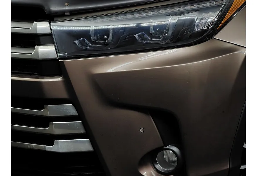 Toyota Highlander 3.5 AT AWD (249 л.с.) Престиж Коричневый в АВИЛОН. Слайд №10