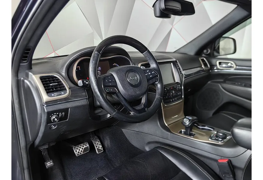 Jeep Grand Cherokee 3.0 TD AT (241 л.с.) Overland Серый в АВИЛОН. Слайд №17