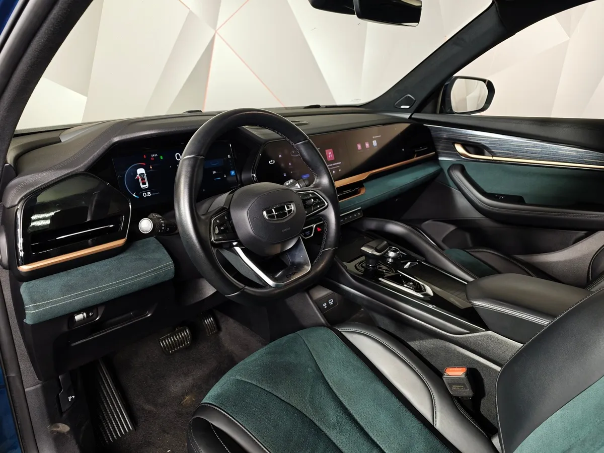 Geely Monjaro 2.0T 8AT 4WD (238 л.с.) Luxury Синий в АВИЛОН. Слайд №19