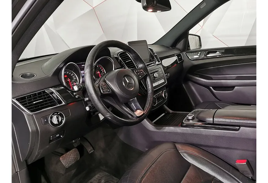 Mercedes-Benz GLS 400 4MATIC 9G-TRONIC (333 л.с.) Особая серия Черный в АВИЛОН. Слайд №19