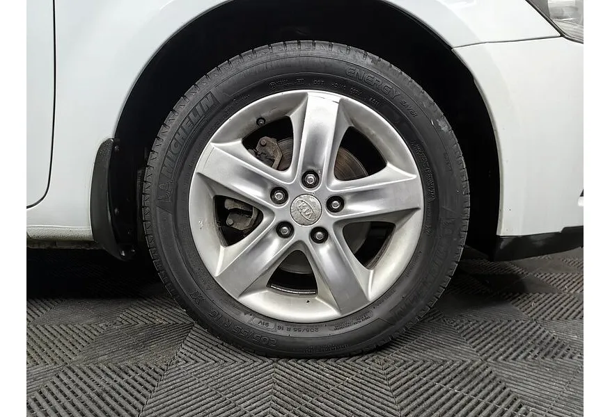 АВИЛОН - Kia Ceed 1.6 AT (122 л.с.) Luxe Белый - slide 16