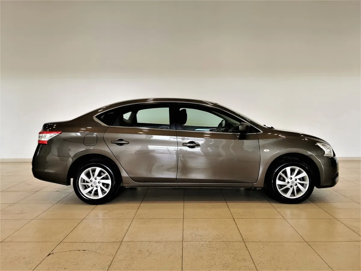 Nissan Sentra 1.6 CVT (117 л.с.) Коричневый в АВИЛОН. Слайд №6