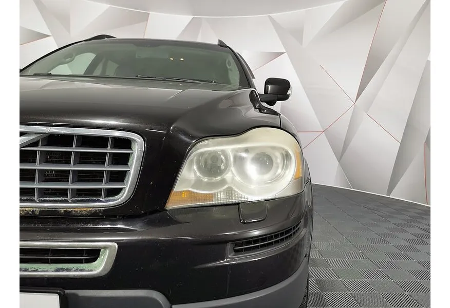 Volvo XC90 2.5 T5 Geartronic AWD (5 мест) (210 л.с.) Черный в АВИЛОН. Слайд №10