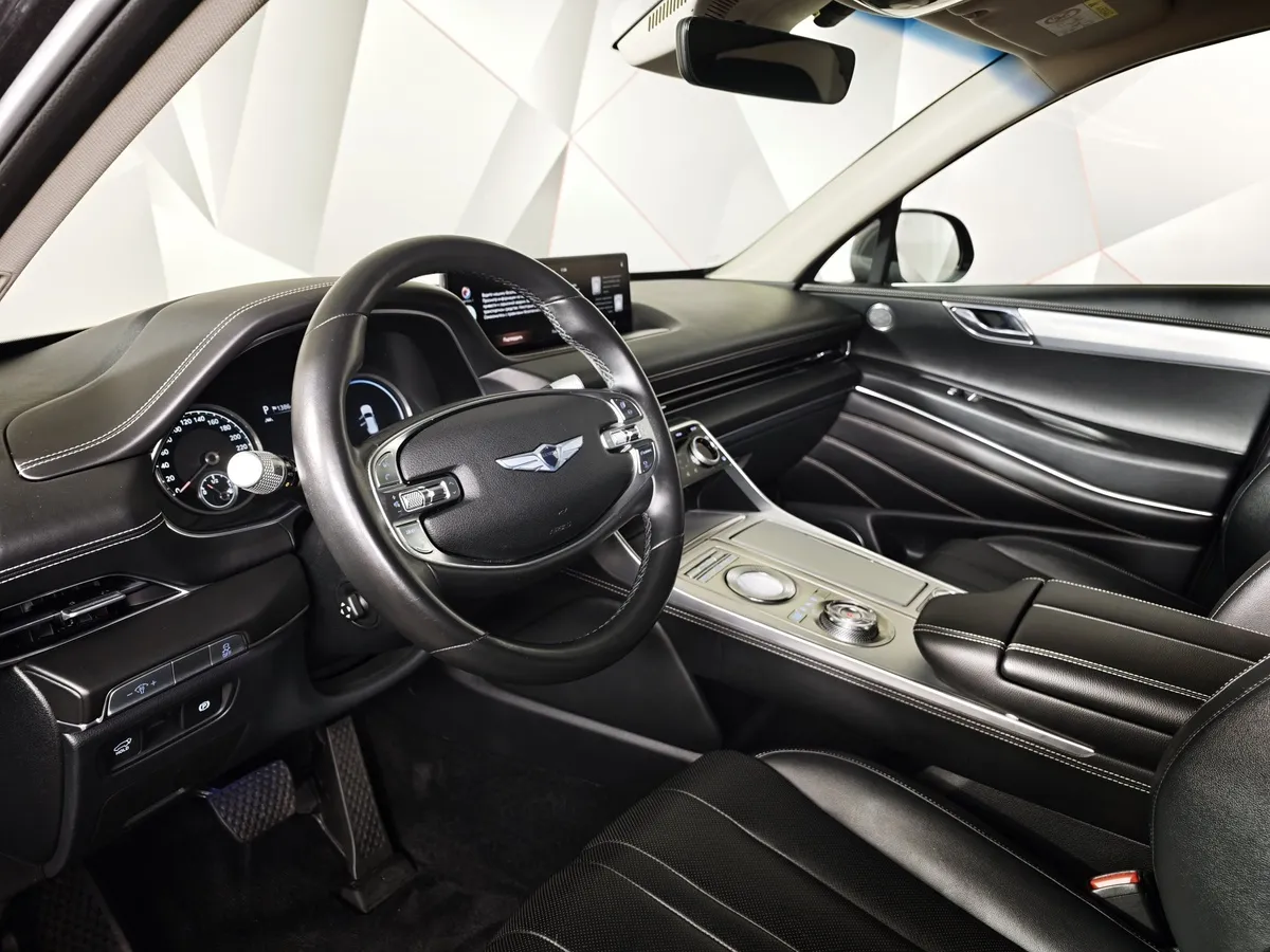 Genesis GV80 2.5 T-GDI 8AT 4WD (249 л.с.) Premium Серый в АВИЛОН. Слайд №18