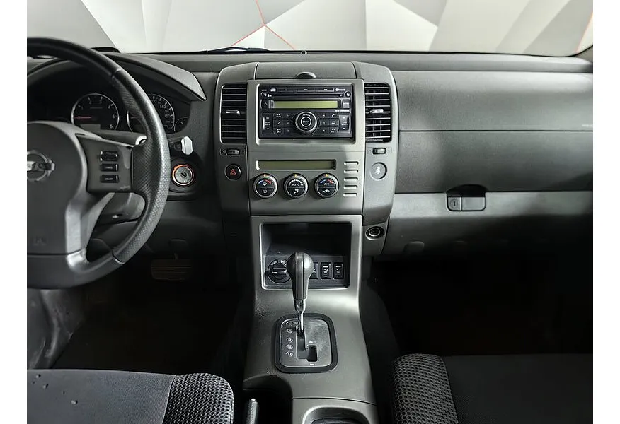 Nissan Pathfinder 2.5 dCi AT (174 л.с.) Черный в АВИЛОН. Слайд №14