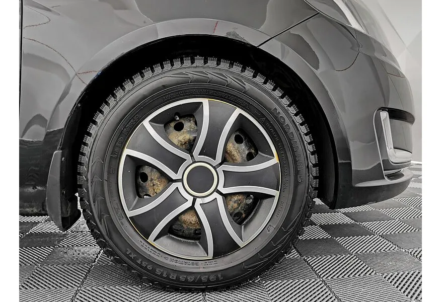 Kia Rio 1.6 MT (123 л.с.) Черный в АВИЛОН. Слайд №9