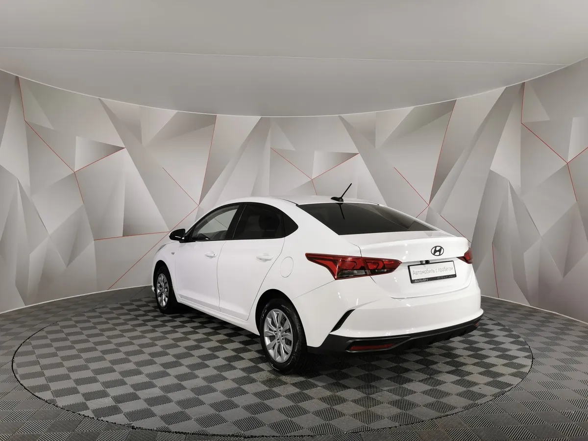 Hyundai Solaris 1.6 AT (123 л.с.) Active Белый в АВИЛОН. Слайд №4