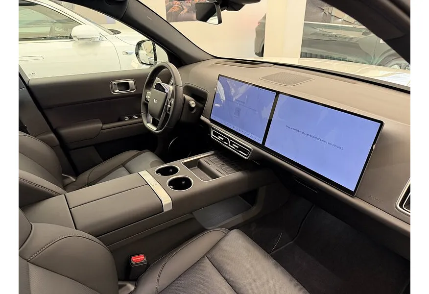 Li Auto L7 1.5 AT 4WD (449 л.с.) Pro Белый в АВИЛОН. Слайд №10