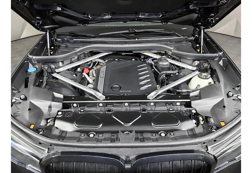 BMW X7 xDrive40d Steptronic (340 л.с.) M Sport Pro Черный в АВИЛОН. Слайд №10