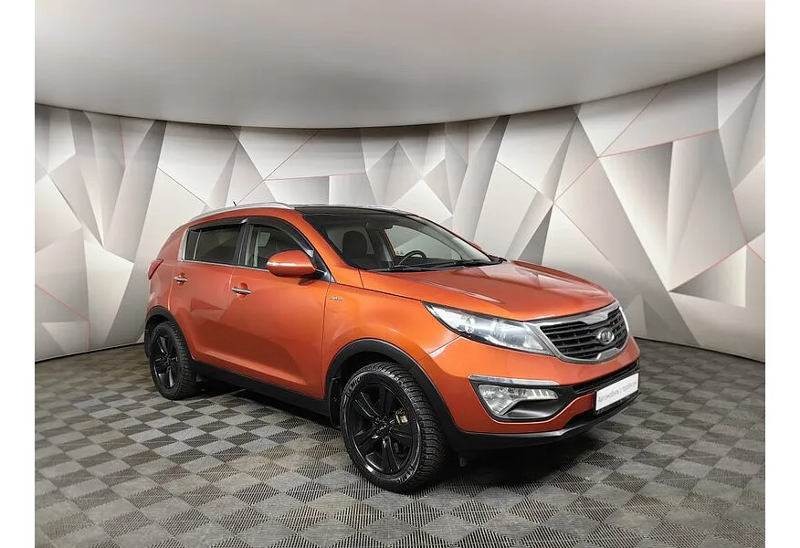 Kia Sportage 2.0 AT 4WD (150 л.с.) Luxe Оранжевый в АВИЛОН. Слайд №3