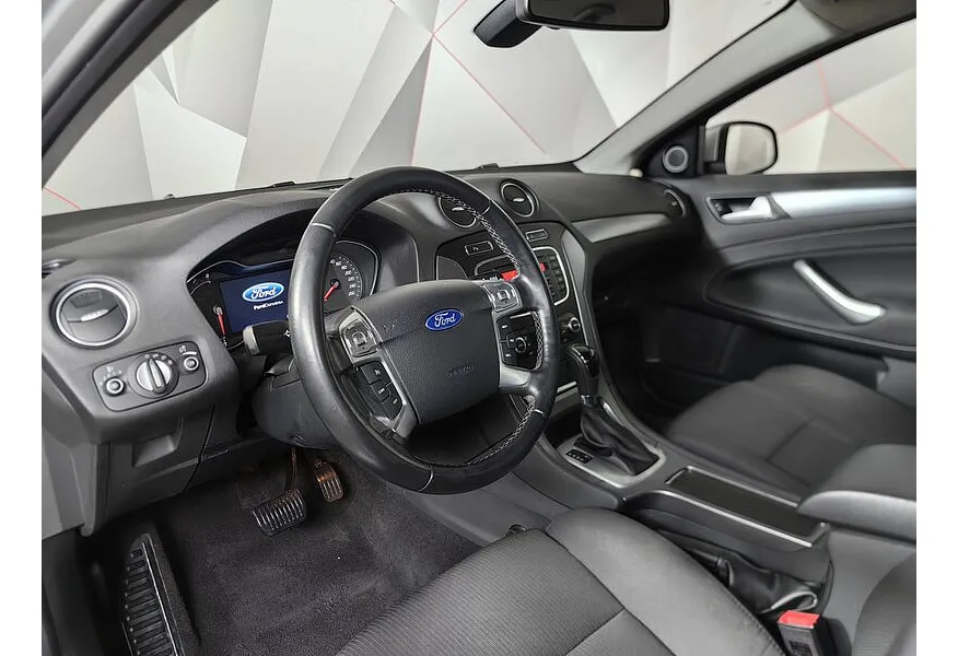 Ford Mondeo 2.3 AT (161 л.с.) Ambiente Серебристый в АВИЛОН. Слайд №19