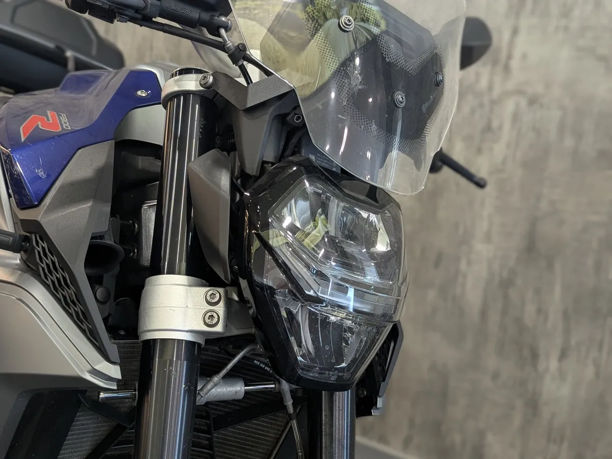 BMW Motorrad F 900 R F 900 R 895 см³ 895 Синий в АВИЛОН. Слайд №6