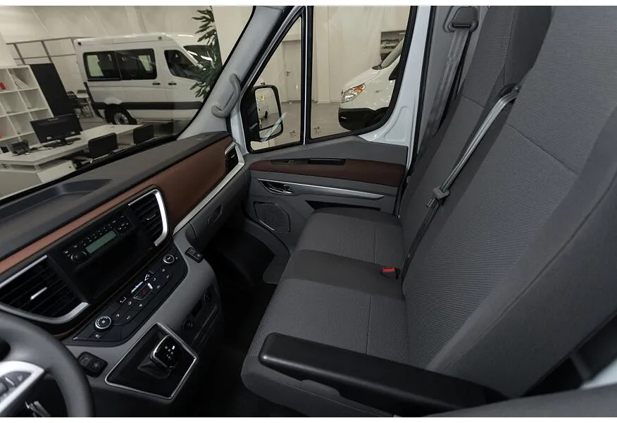 Sollers SF5 VAN 2.7D AT RWD SRW (150 л.с.) L3H2 3.5T Белый в АВИЛОН. Слайд №13