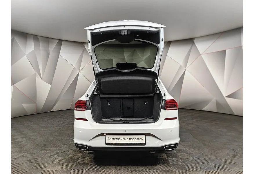 Volkswagen Polo 1.6 MPI AT (110 л.с.) Drive Белый в АВИЛОН. Слайд №12