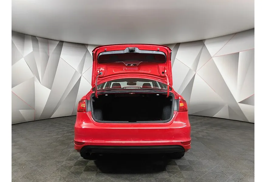 Volkswagen Jetta 1.6 AT (105 л.с.) Comfortline Красный в АВИЛОН. Слайд №11