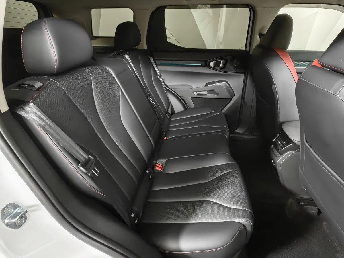 Haval PRO H3 1.5T 7DCT 2WD (143 л.с.) Premium Белый в АВИЛОН. Слайд №16