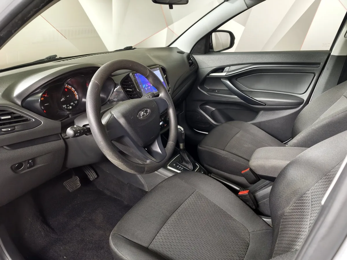 ВАЗ (Lada) Vesta 1.6 CVT (113 л.с.) Белый в АВИЛОН. Слайд №19