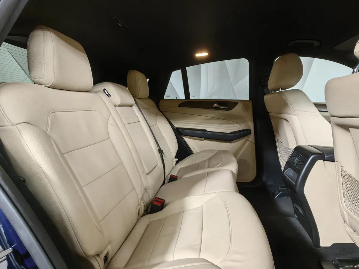 Mercedes-Benz GLE Купе 350 d 4MATIC 9G-TRONIC (249 л.с.) Особая серия Синий в АВИЛОН. Слайд №16