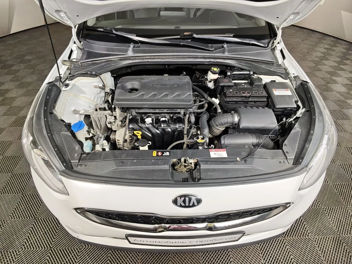 Kia Ceed 1.6 AT (129 л.с.) Classic Белый в АВИЛОН. Слайд №11