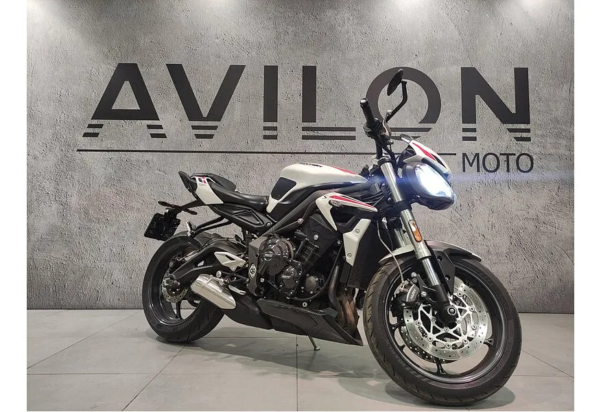 Triumph Street Triple 660 см³ (94 л.с.) (94) 660 Белый в АВИЛОН. Слайд №2