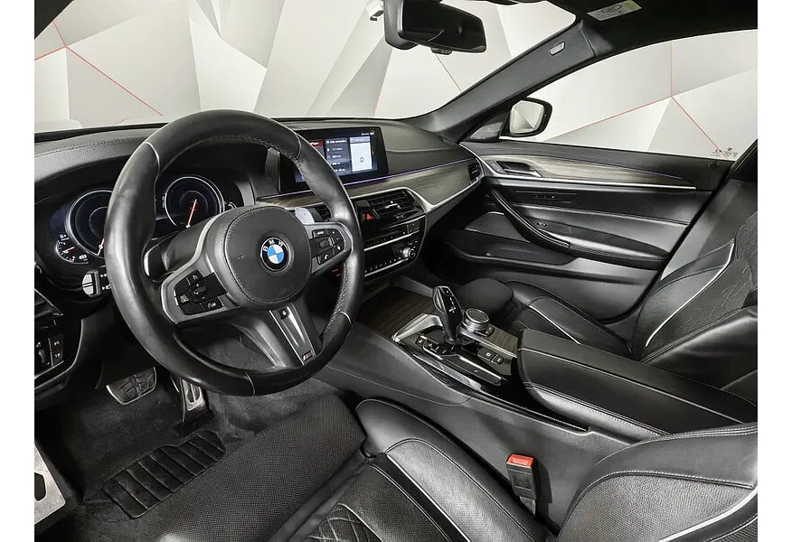 BMW 5 серия 530d xDrive Steptronic (249 л.с.) M Sport (Локальная сборка) Черный в АВИЛОН. Слайд №11