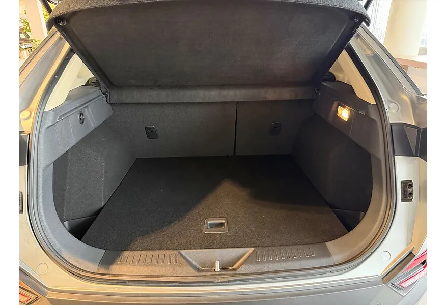 FAW Bestune T77 1.5 DCT (160 л.с.) Prestige Серебристый в АВИЛОН. Слайд №12