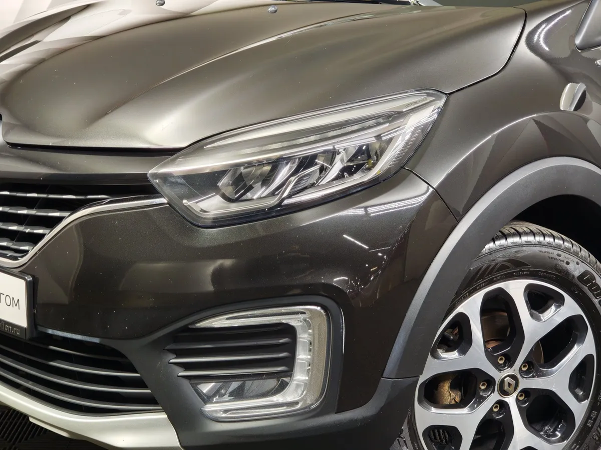 Renault Kaptur 2.0 AT AWD (143 л.с.) Белый в АВИЛОН. Слайд №10