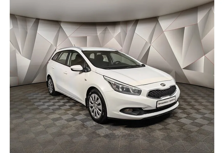 Kia Ceed 1.6 MT (129 л.с.) Comfort Белый в АВИЛОН. Слайд №3