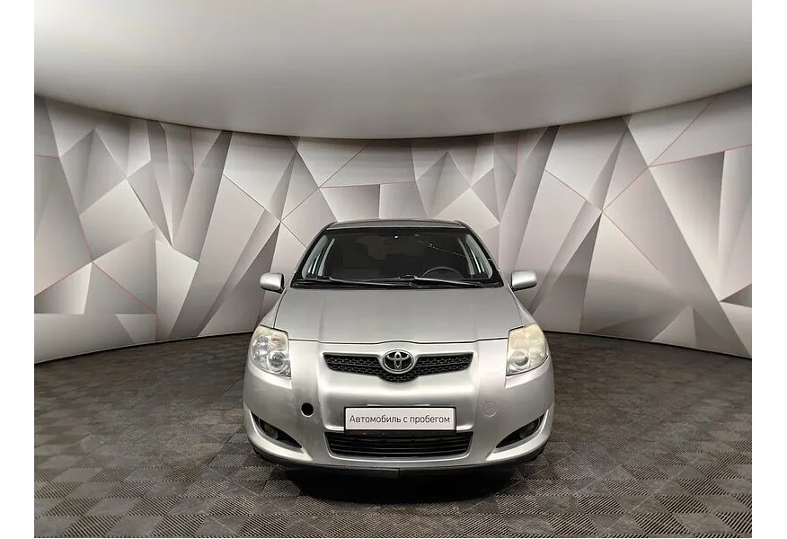 Toyota Auris 1.6 MMT (124 л.с.) Серебристый в АВИЛОН. Слайд №7 Toyota Auris 1.6 MMT (124 л.с.) Серебристый в АВИЛОН. Слайд №7