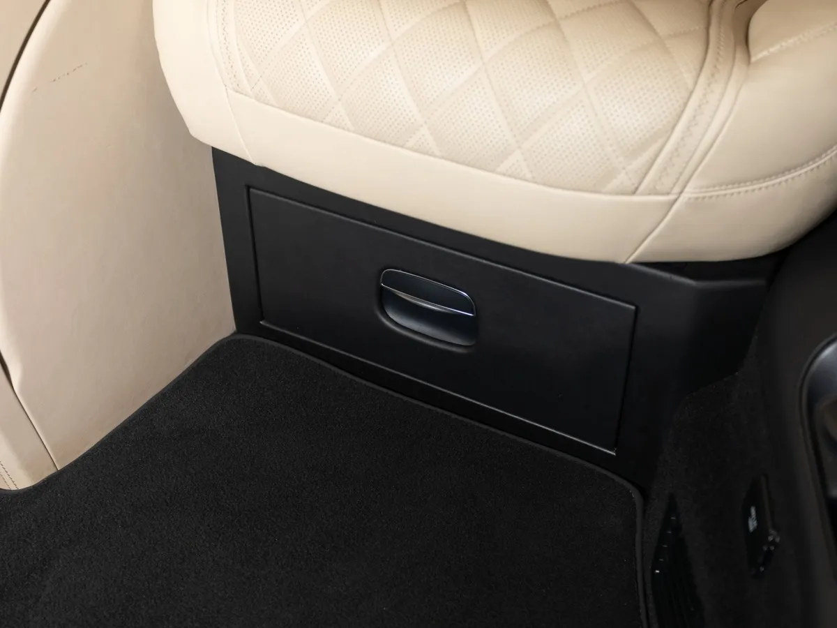 Mercedes-Benz V-Класс V 250 d AT L2 4x4 (190 л.с.) Exclusive Черный в АВИЛОН. Слайд №29