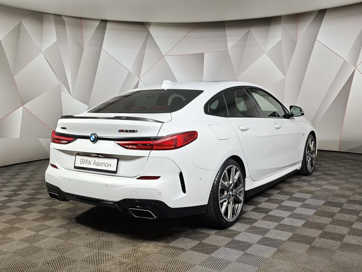 BMW 2 серия M235i xDrive Steptronic (326 л.с.) Белый в АВИЛОН. Слайд №2