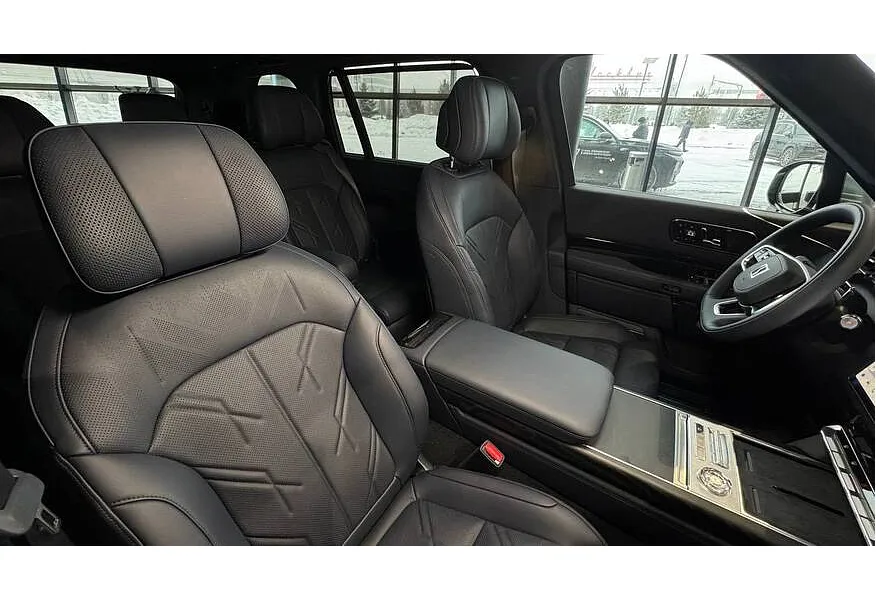 Zeekr 9X 2.0h AT 4WD (1177 л.с.) Ultra Черный в АВИЛОН. Слайд №7