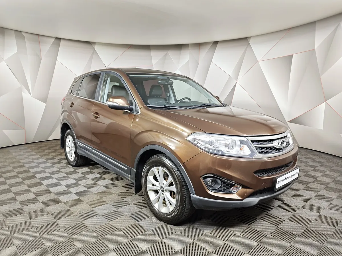 Chery Tiggo 5 2.0 MT (136 л.с.) Коричневый в АВИЛОН. Слайд №3