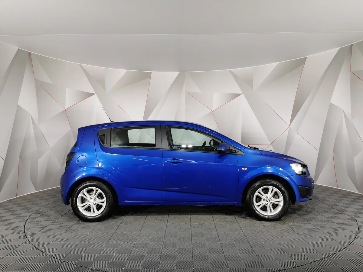 Chevrolet Aveo 1.6 AT (115 л.с.) Синий в АВИЛОН. Слайд №6
