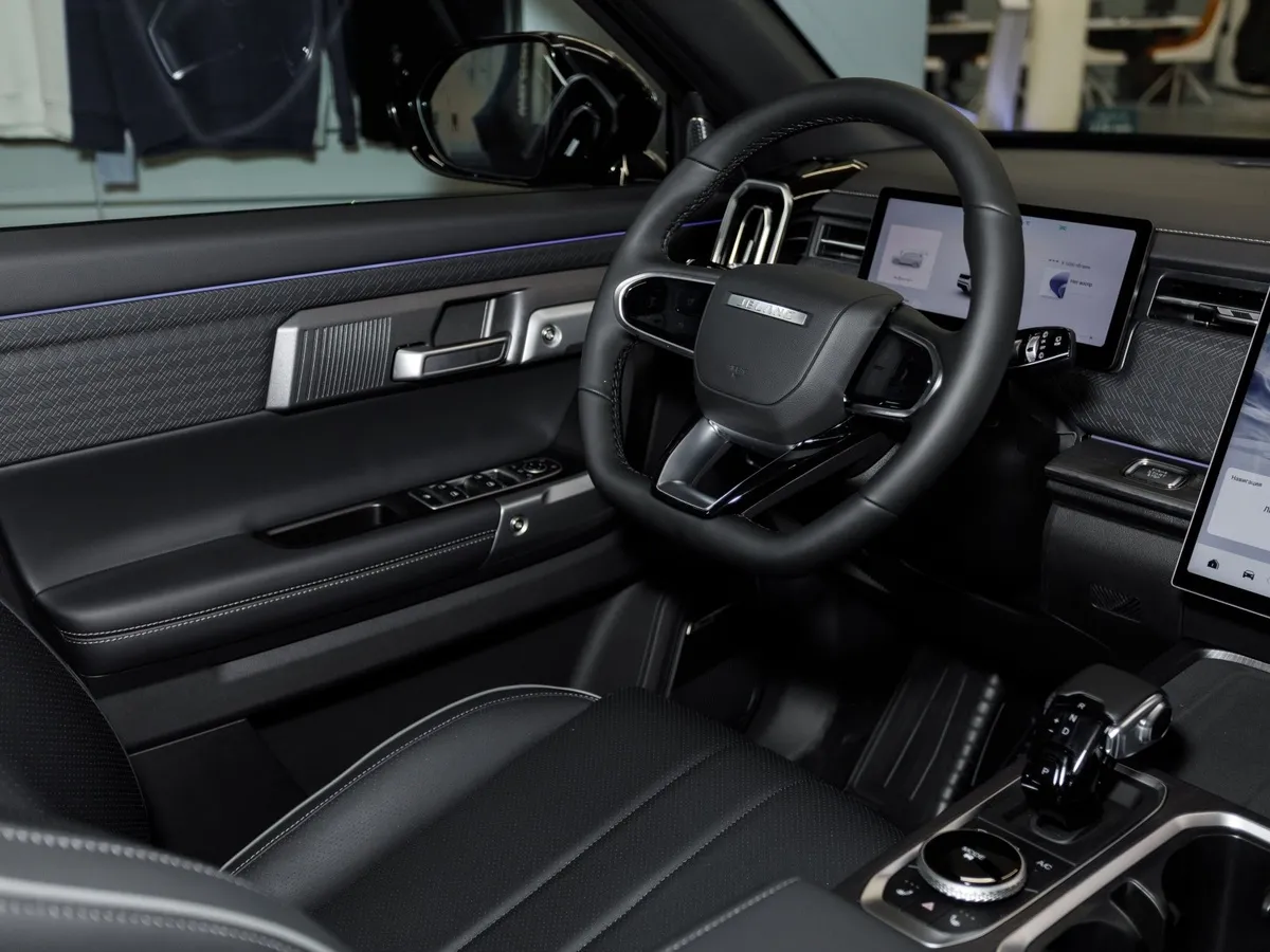 JAECOO J7 1.6T DCT 4WD (186 л.с.) Престиж Черный в АВИЛОН. Слайд №13